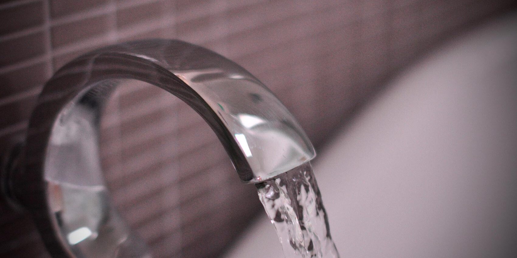 Stay Warm This Winter With These Plumbing Tips